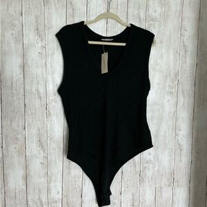 Universal Thread Black Sleeveless Bodysuit